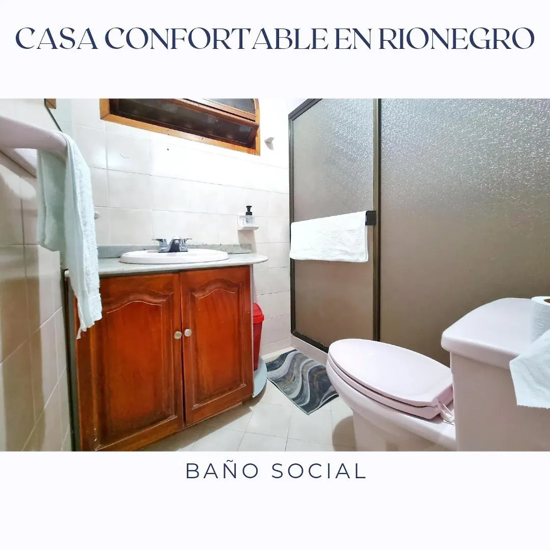 Casa Confortable En Rionegro - A 10 Min Del Aeropuerto 호텔 0*,  콜롬비아
