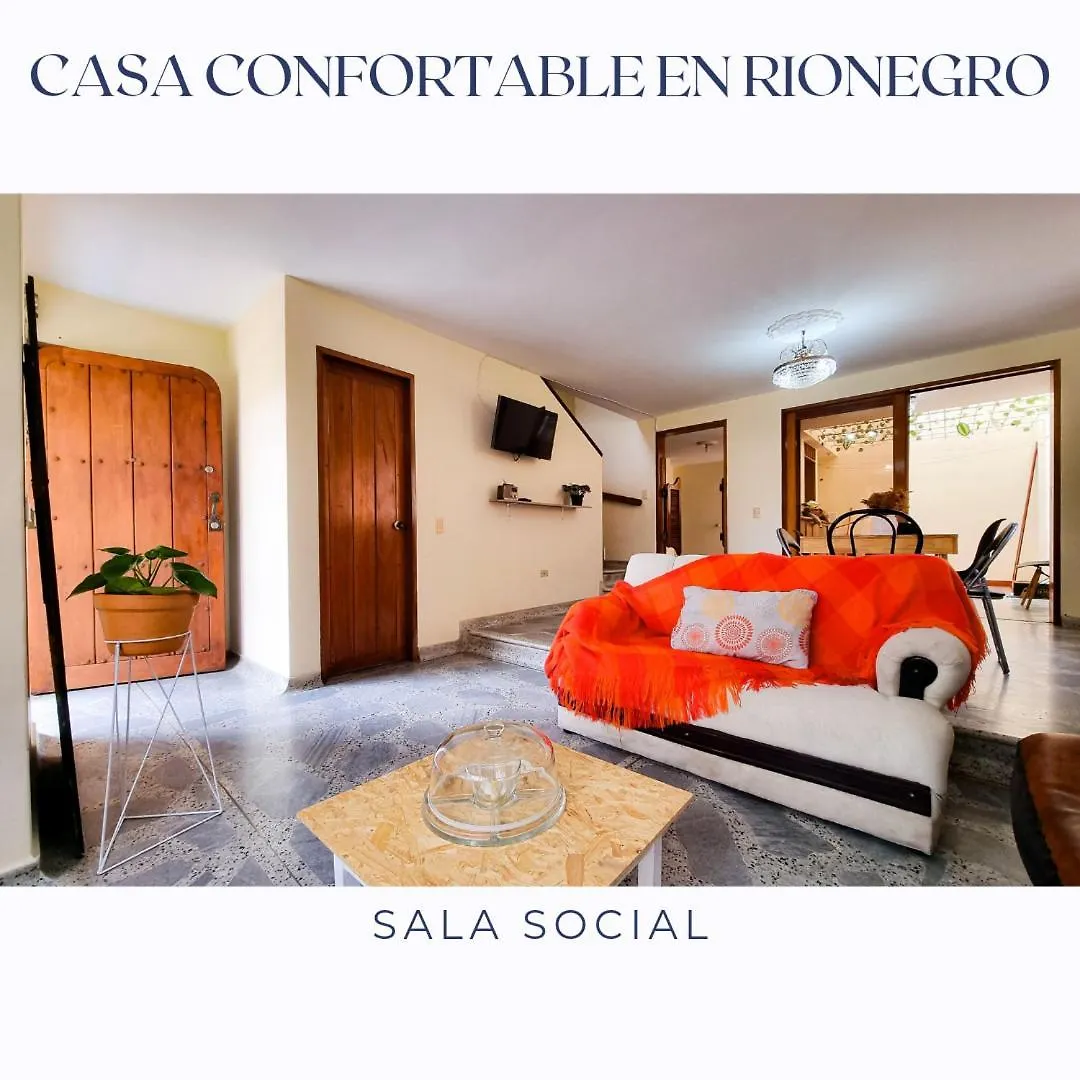 Pensión Hotel Casa Confortable En Rionegro - A 10 Min Del Aeropuerto