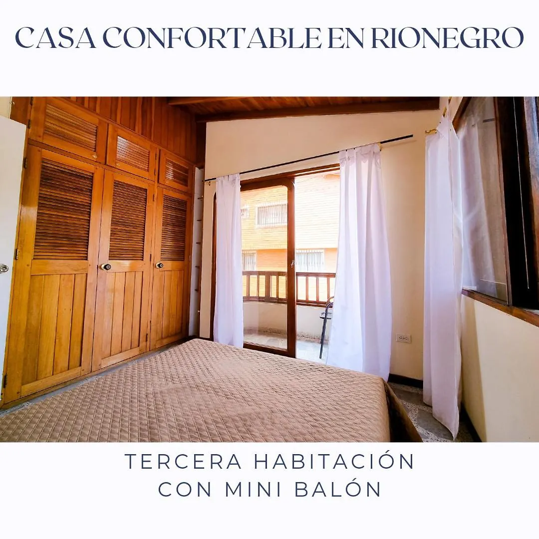 Pensión Hotel Casa Confortable En Rionegro - A 10 Min Del Aeropuerto Colombia